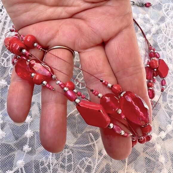 Vintage 80’s/90’s Pink/Coral Multi-strand Beaded Necklace  - Picture 3 of 9